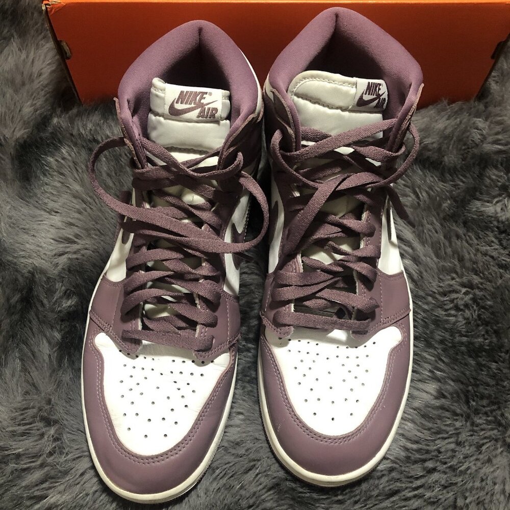 Nike Air Jordan 1 Men's Retro High OG White/Mauve Size 12, DZ5485-105, Purple - Picture 2 of 7